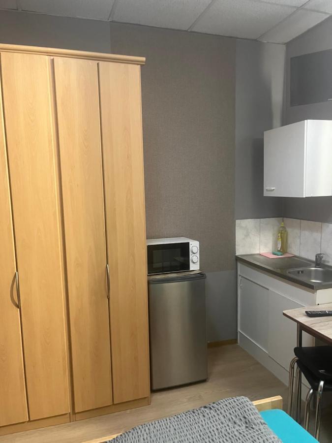 Hipokratios 3 Zimmer Mit Gemeinschaft Wc Fürth Exteriér fotografie